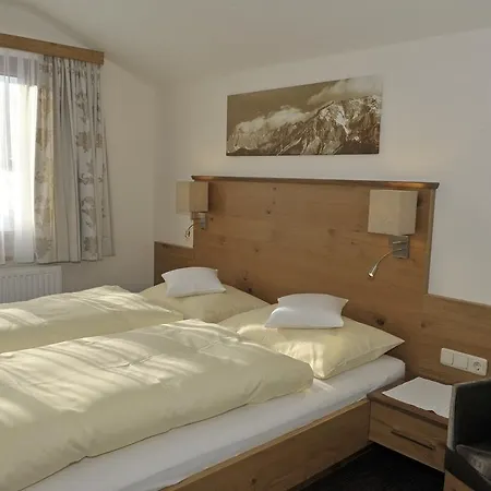 Edelweiss Apartments Schladming Room photo