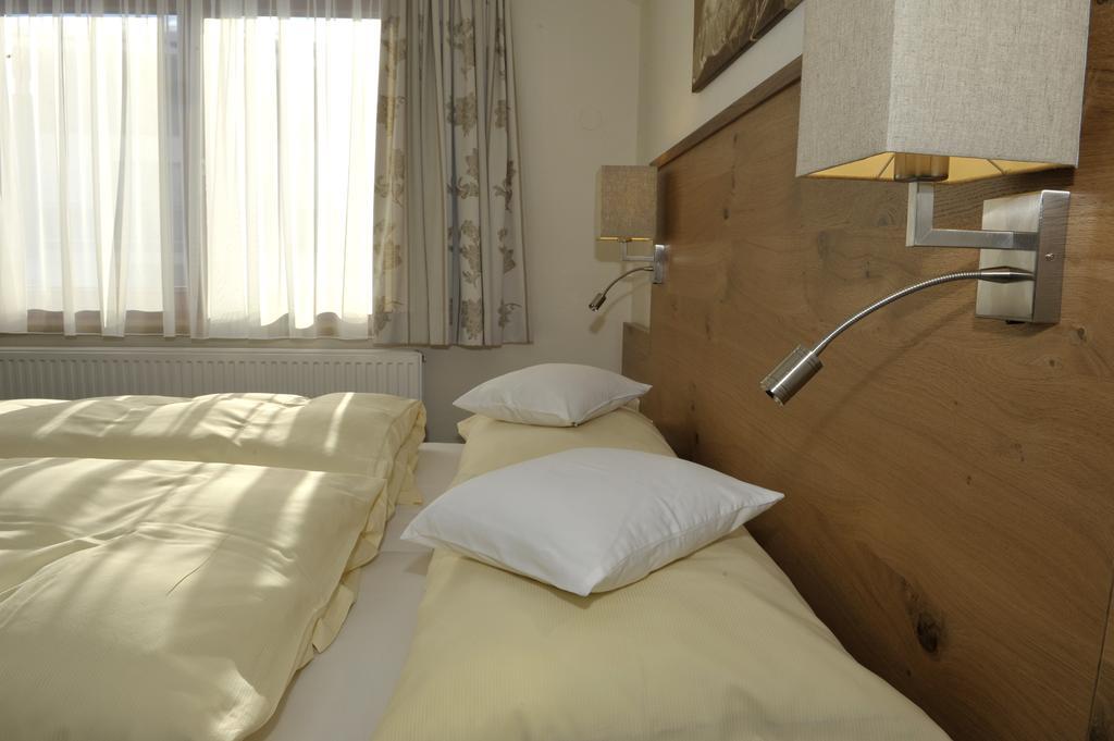 Apartment Edelweiss *